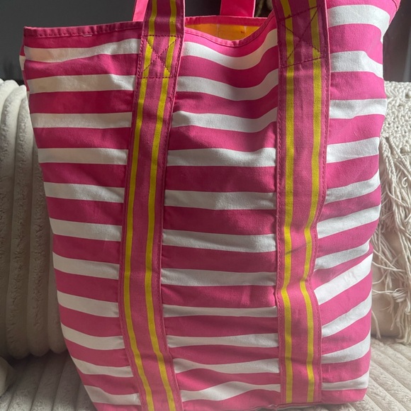 Bed Bath & Beyond Handbags - Bed Bath & Beyond Pink and White Tote with Yellow Accents